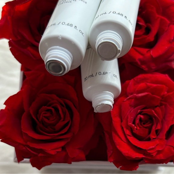 Olaplex No. 3. 2.04fl oz (3 travel size tubes) - Picture 3 of 3